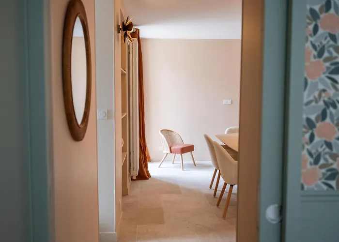 別荘 La Tourelle Normande Maison De Charme Proche De La Langrune-sur-Mer