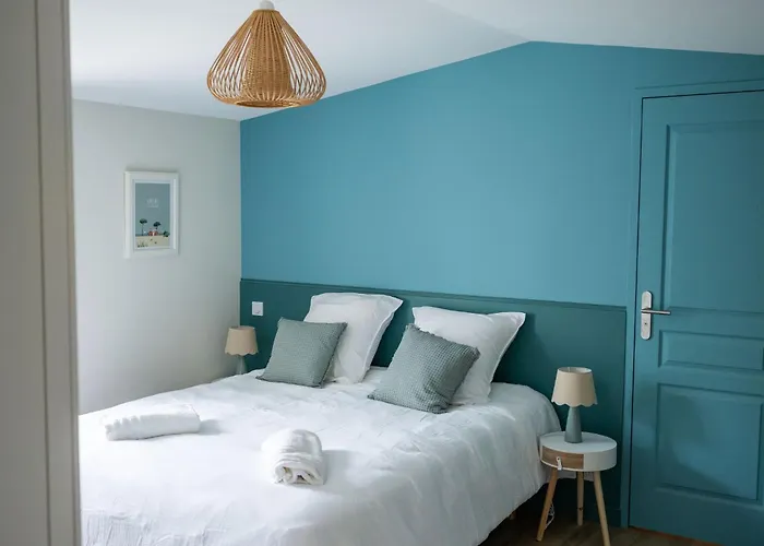 別荘 La Tourelle Normande Maison De Charme Proche De La Langrune-sur-Mer